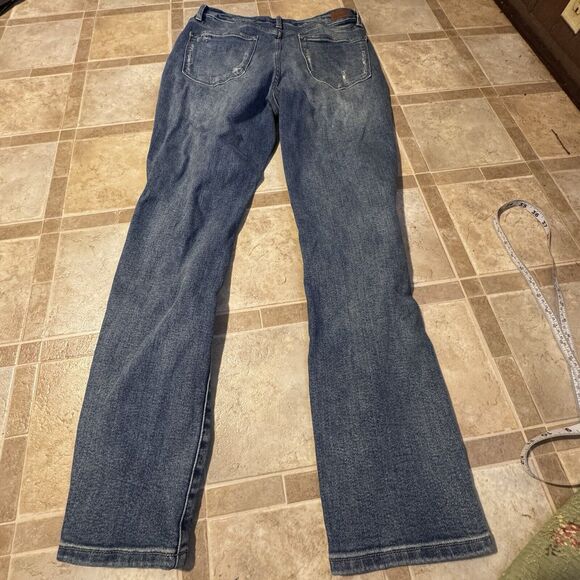 Judy Blue Straight Fit Jeans Distressed Medium Wash Stretch Size 13/31 - Picture 11 of 15